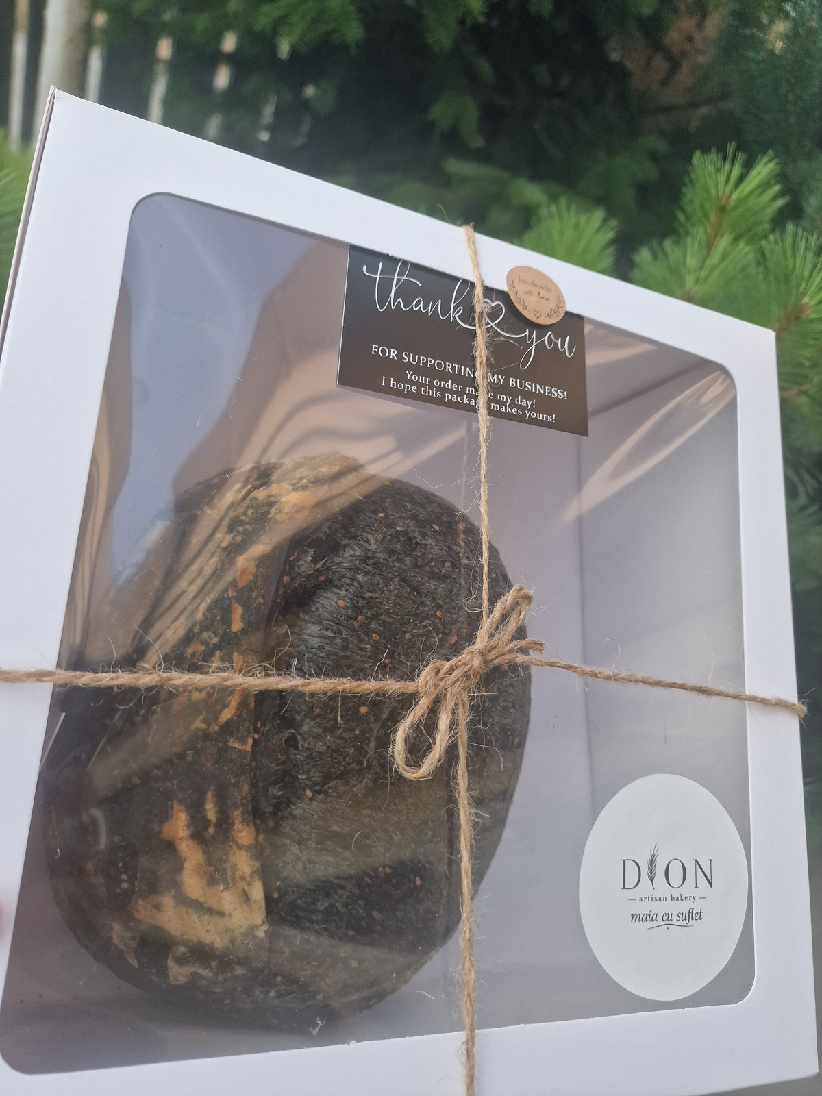 Pâine cu cărbune activ, simplă sau cu susan alb - 700g